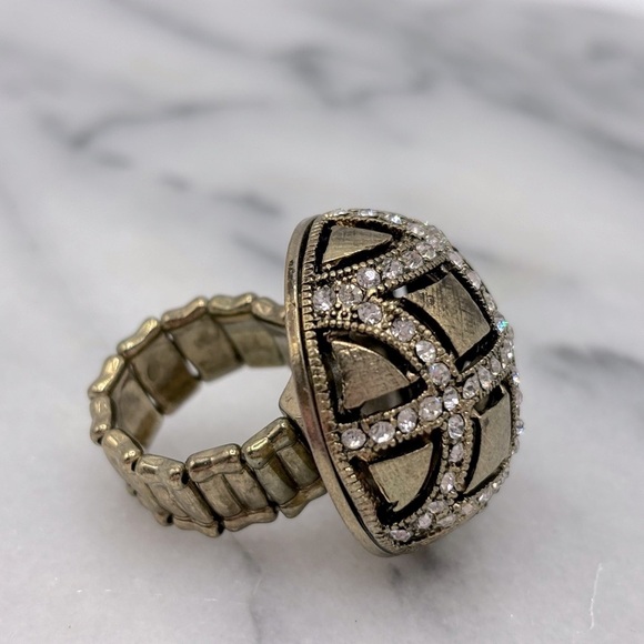 Chunky Antique Gold Tone Round Crystal Costume Ring with Stretch Band - Picture 3 of 4